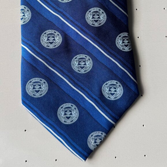 Pennsylvania State University Penn College of Technology Silk Tie NCAA Football - Picture 6 of 8